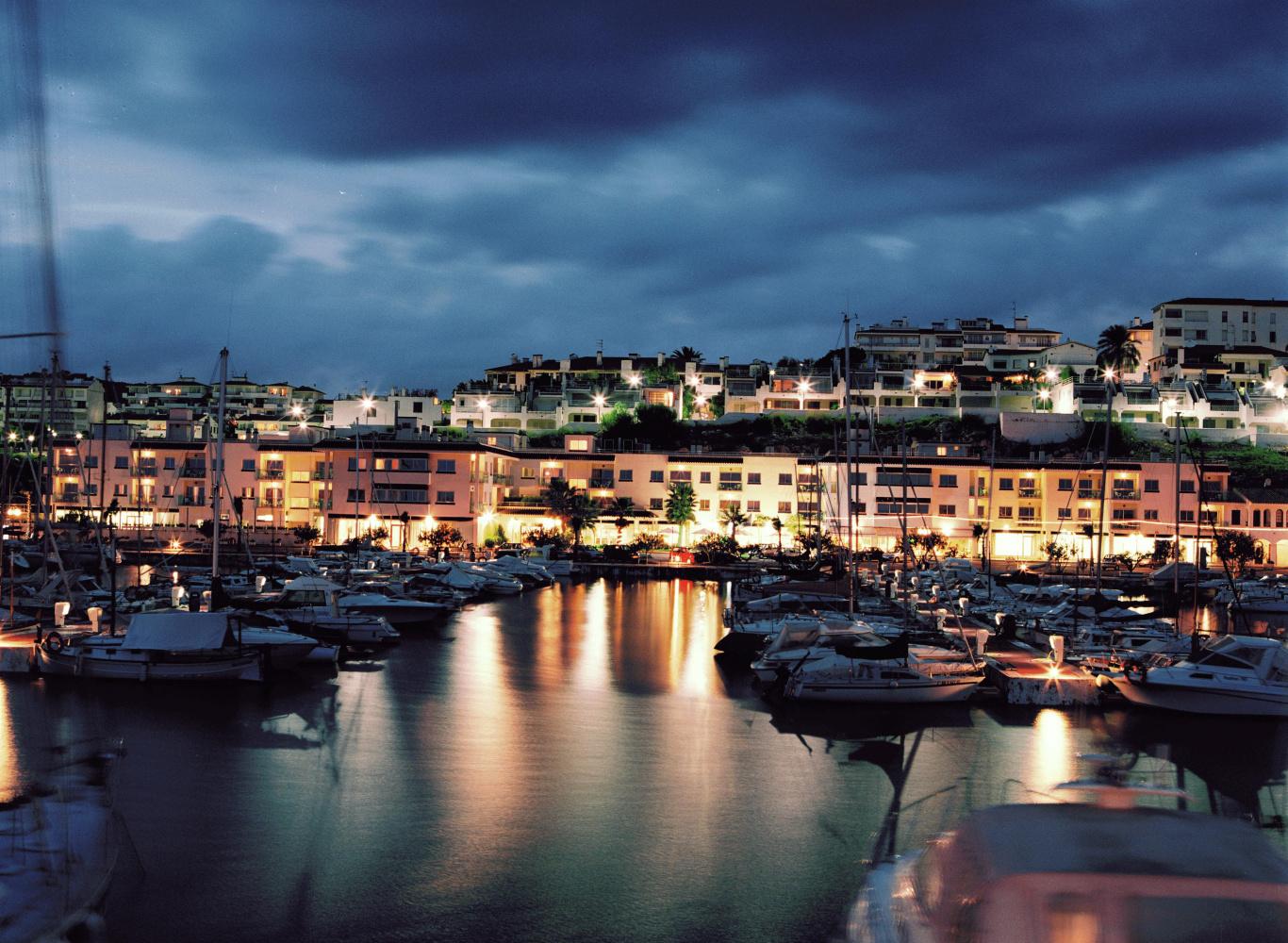 Port Aiguadolç de nit