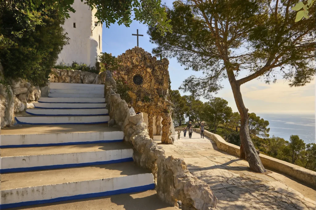 Vista de la Ermita de la Trinitat